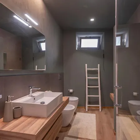 Dimora Roe 아파트 *